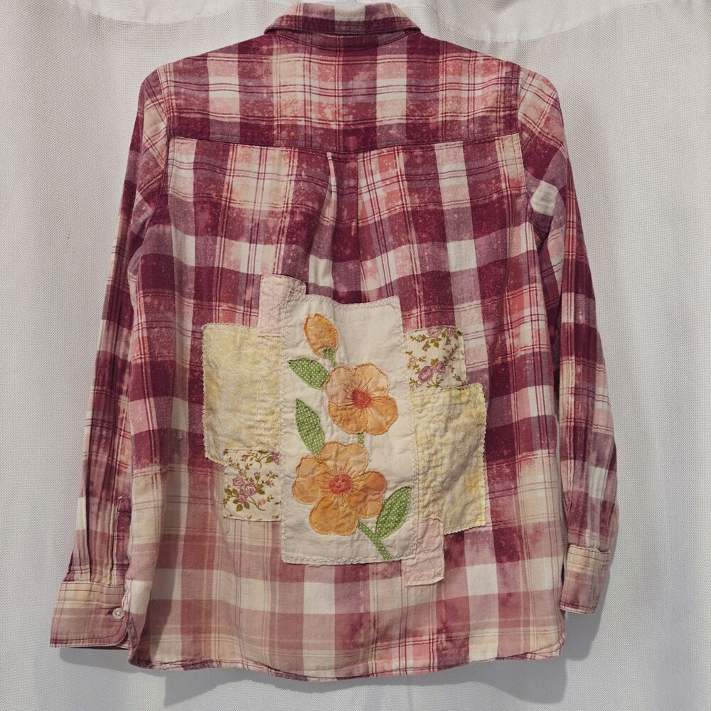 Upcycled Shabby Patchwork Flannel Shirt L Flower Festival Artsy Boho Hippie - Picture 10 of 11